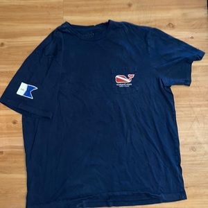 Mens large vineyard vines short sleeve t shirt